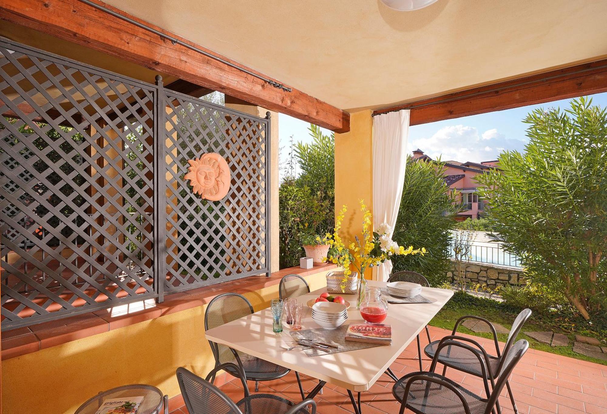 Borgo Del Torchio - Gardagate Apartment Manerba del Garda Ngoại thất bức ảnh